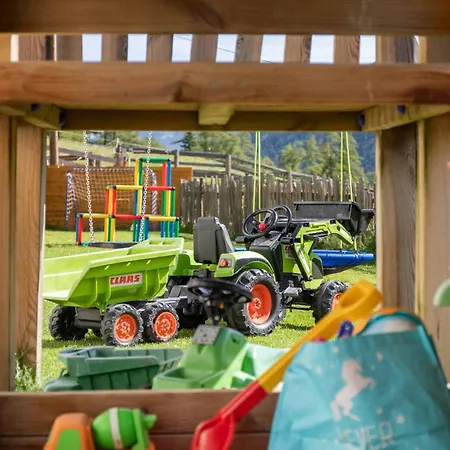 Фермерський будинок Omesbergerhof Нойштіфт-ім-Штубайталь