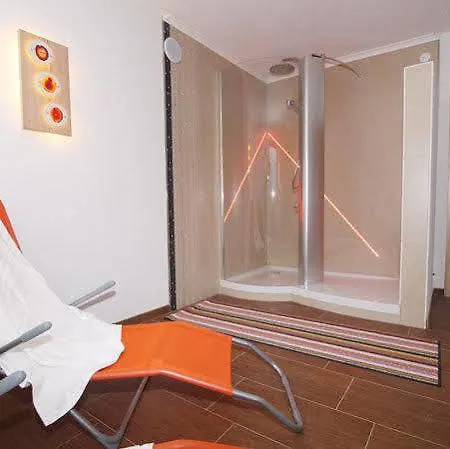 Omesbergerhof * Нойштіфт-ім-Штубайталь